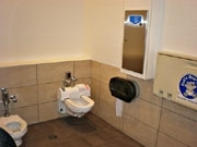 バーナビーのモールのトイレが5つ星に－カナダのトイレマップが格付け
