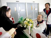 パラリンピック日本選手団がバンクーバー入り－現地日本人コミュニティーが歓迎