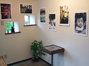 ハンディキャップを抱える写真家が2人展－SNSで意気投合
