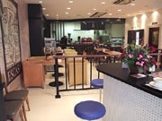 山口にカフェ＆カジュアルワインバー－「自然体」をテーマに