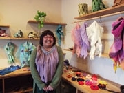山口のギャラリーでフェルト作家の作品展－「春の装い」テーマに