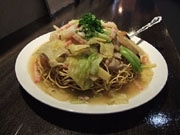 宇部駅近くにぱりぱりソバ専門店－野菜を多くヘルシーさをウリに