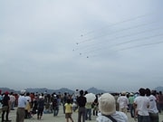 航空自衛隊防府北基地で「航空祭」－ブルーインパルスも登場