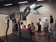 山口博物館で「ロボット展」－「セグウェイ」乗車会も