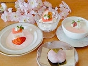 山口・湯田温泉の旅館で「さくらスイーツ」－「お宝展」期間限定