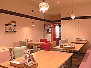 宇部・新天町にカフェ「シェリエ」移転オープン－夜はダーツバー営業に
