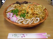 宇部の食堂に超大盛り「びっくりうどん」－店主が新たな挑戦状