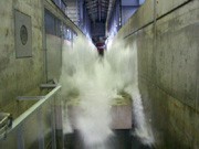 巨大津波の実験施設など一般公開－横須賀で海・空・港の研究施設公開