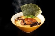 千住・ラーメン店「マタドール」、「龍が如く」とコラボ−「支配人の金」ラーメン