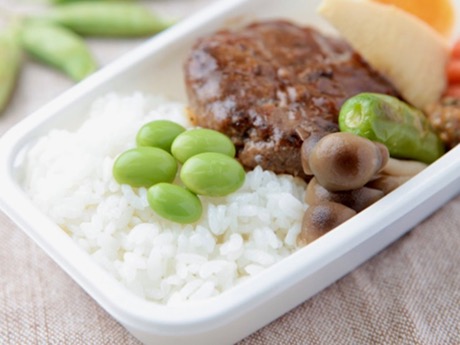 ピーチ、機内食で仙台ご当地メニュー提供 牛たんハンバーグなど3種類