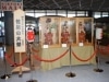 成田空港、地域の夏祭りで引き回す山車のミニチュアを展示