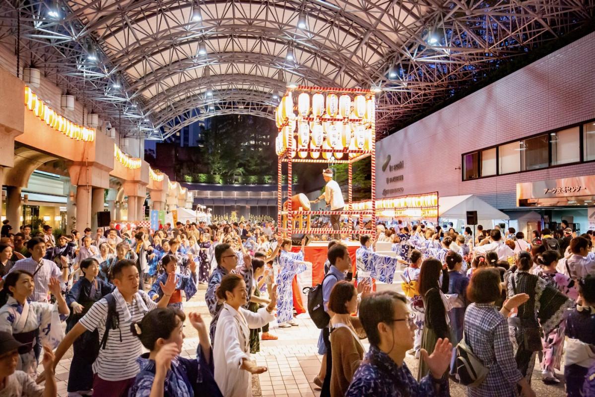 「盆踊り」（過去の様子）