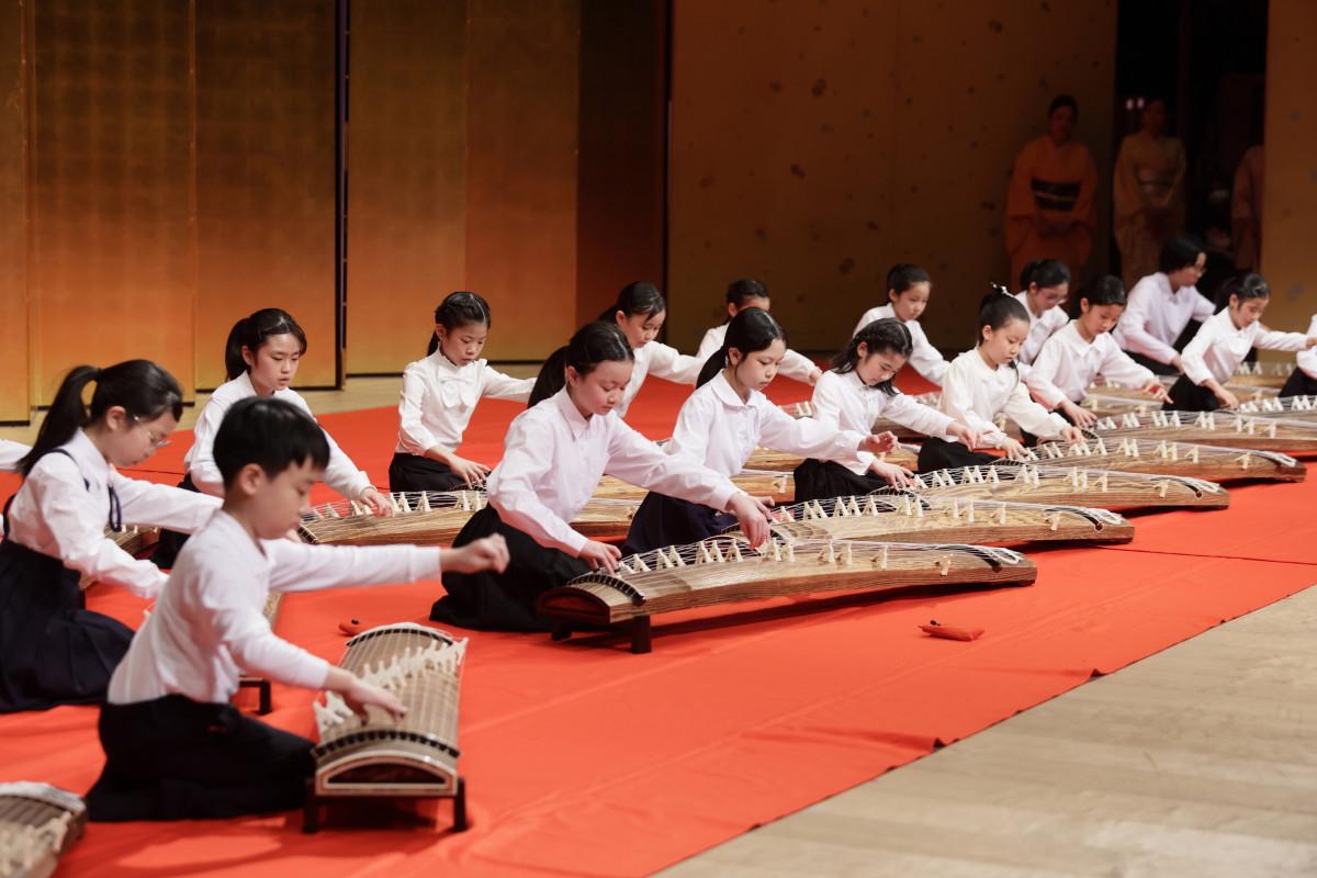 昨年度の三曲の様子（提供＝「キッズ伝統芸能体験」事務局、撮影＝武藤奈緒美）