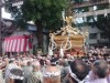 台東で「鳥越祭」開催迫る 都内最重量級のみこしが狭い路地を練り歩く