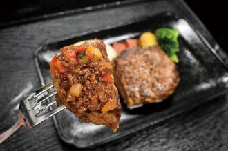 大津の近江牛精肉店「松喜屋」がハンバーグステーキ専門店 「令和のごちそうを」