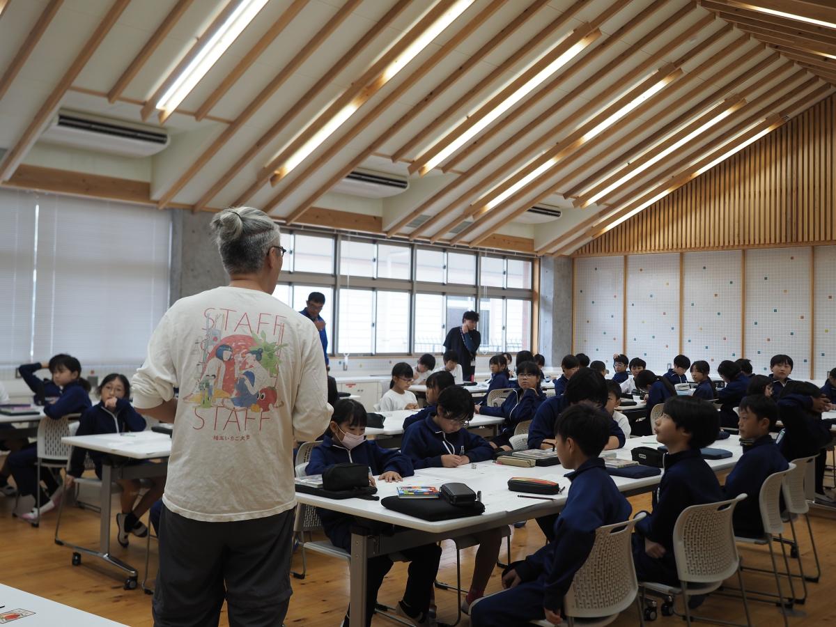 埼玉いちご大学が横瀬小学校5年生に授業を行った