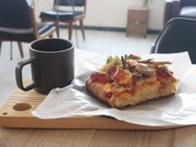 調布・柴崎に雑貨とカフェ「手紙舎」の2号店－雑貨や食料品も