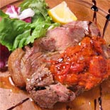 調布駅近くにイタリアン新店 岩手から直送する「熟成魚」と「三元豚 佐助」売りに