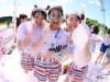 調布で「バブルラン」大会 野外でバブルパーティーも