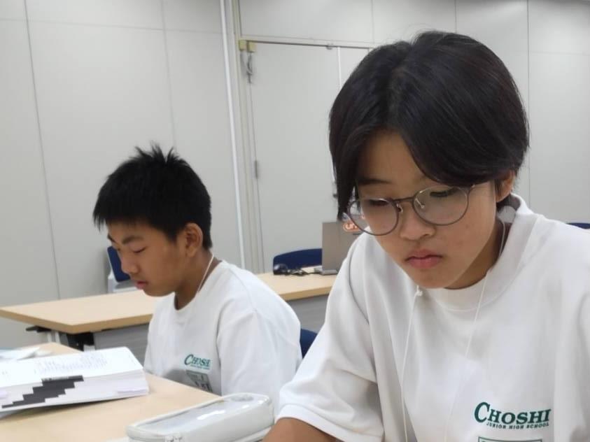 職場体験へ参加した中学生