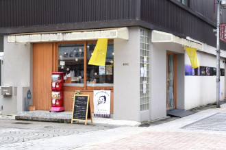 福島・大町のセレクトショップ「エント」が5周年 会津木綿の受注会も