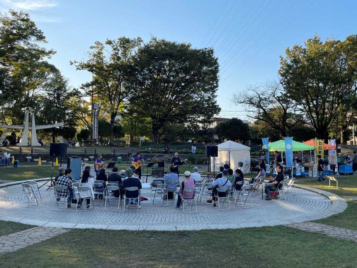 天沼弁天池公園の会場