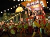 築地本願寺で恒例の納涼盆踊り大会 築地の有名飲食店の出店も