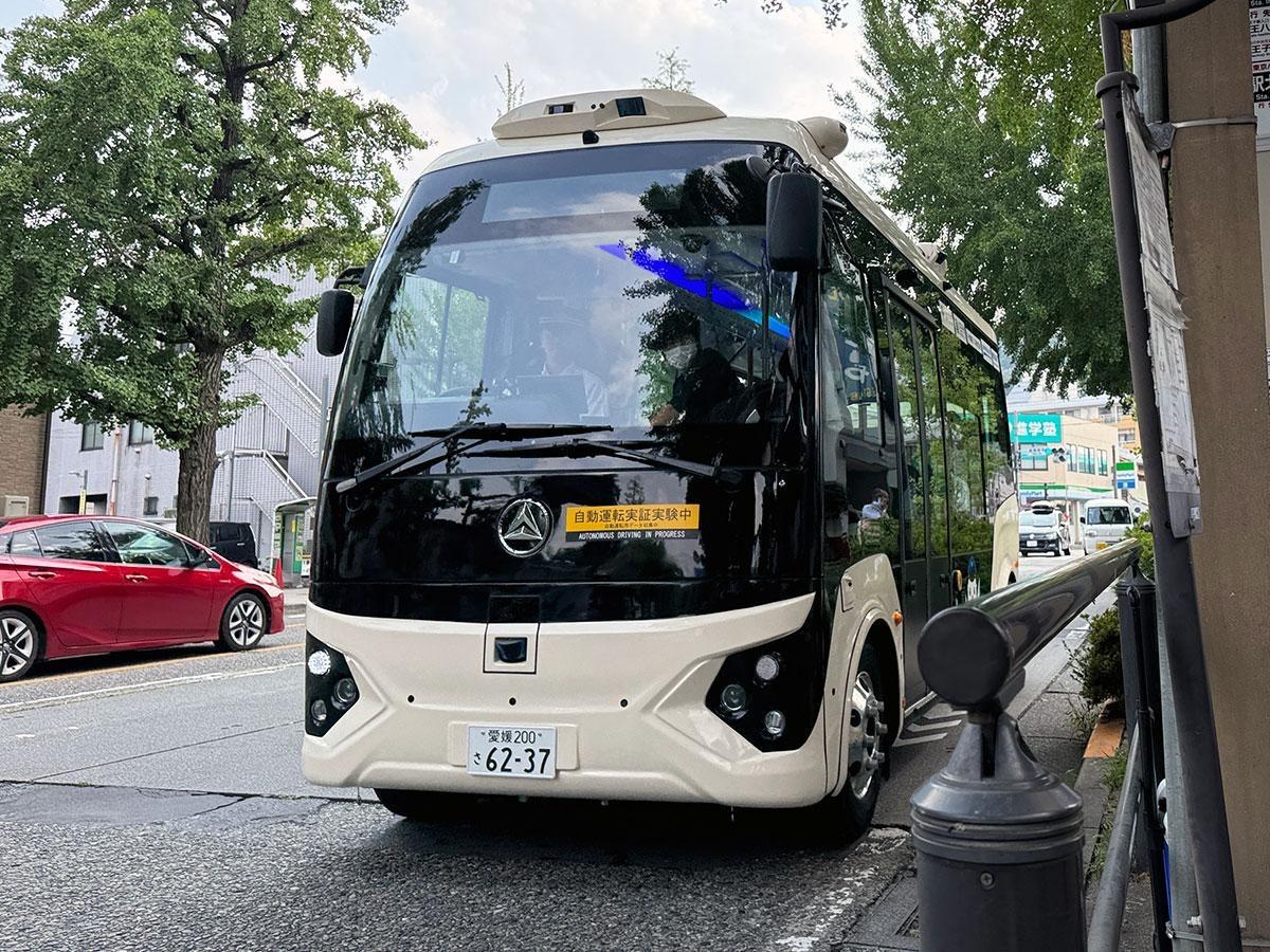 8月に行われた自動運転バスの実証運行の様子