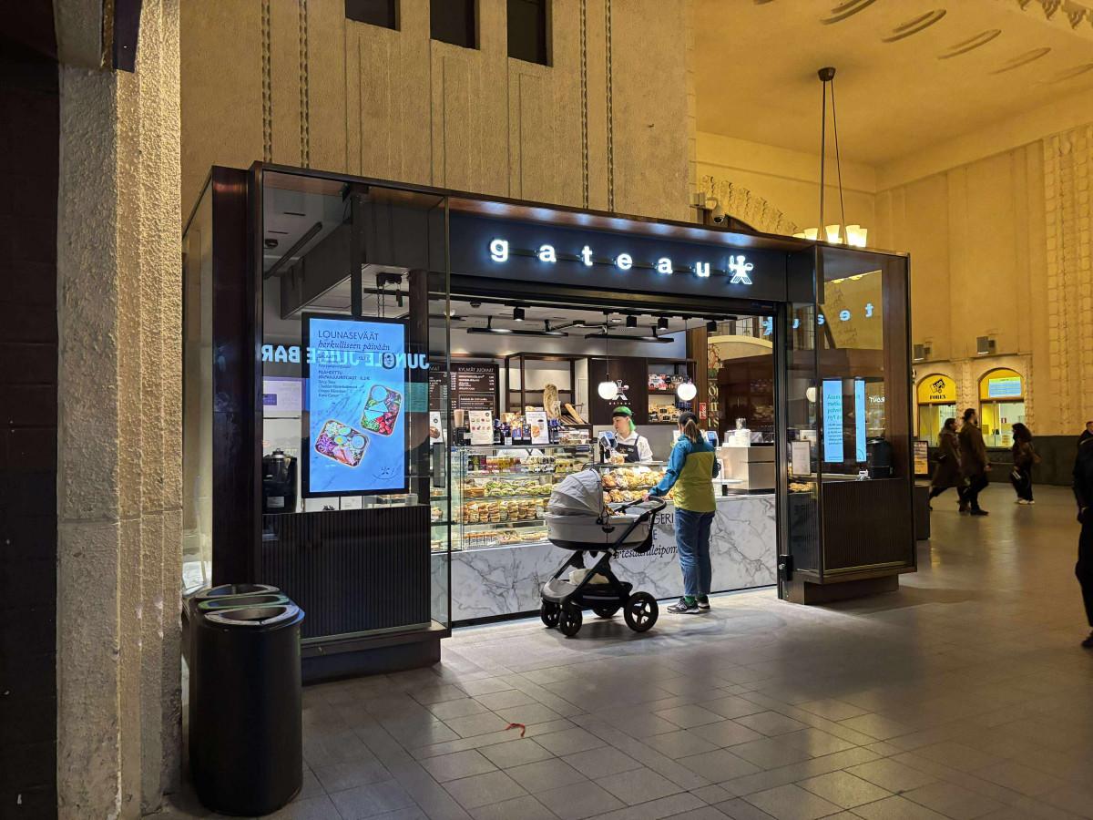 ヘルシンキ中央駅構内にオープンした「ガトー」