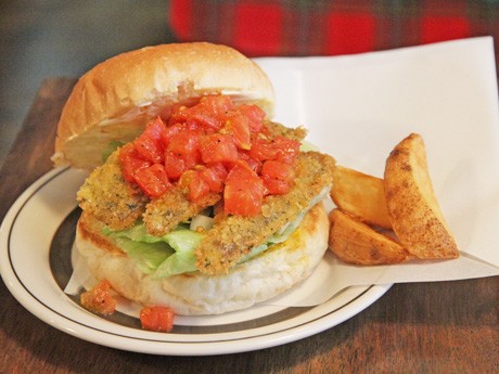 ヒダ・フィッシュ・バーガー（840円）