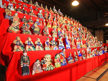 ｢旧大戸家住宅｣に展示されている7段飾り