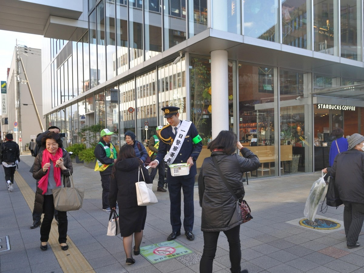 殊詐欺被害防止キャンペーンの様子