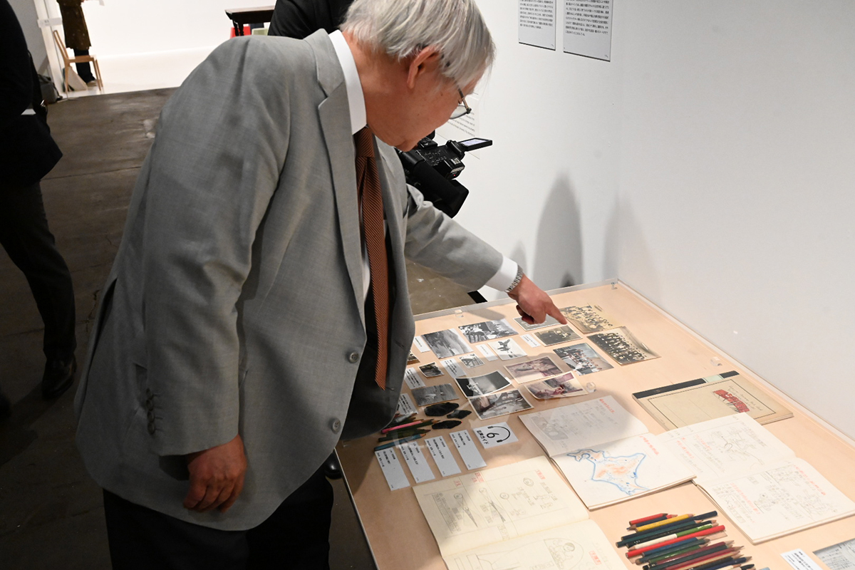 青森会場は、幼少期から大学時代の展示物が他会場より多い
