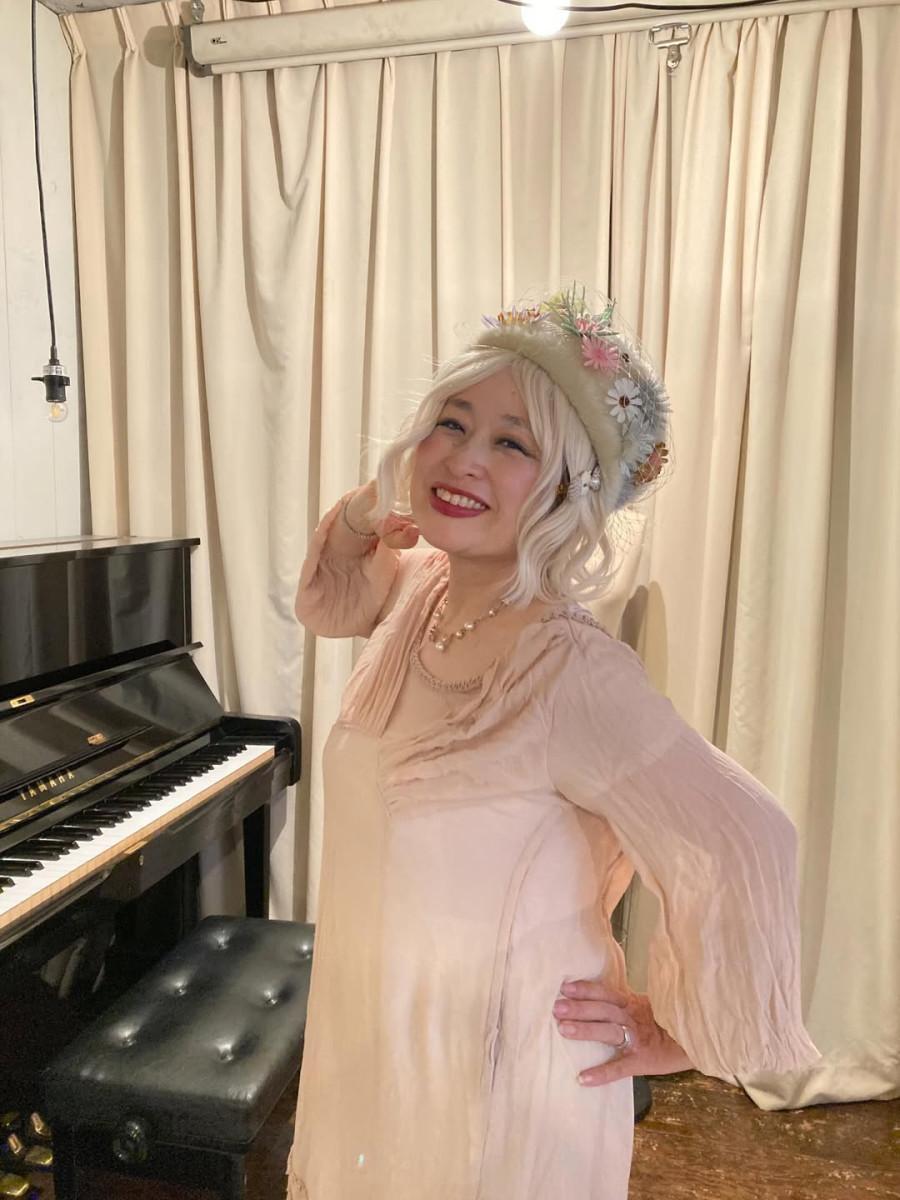 マリリン・モンロー生誕100周年を記念した公演を行う横川マリリンさん（写真提供＝横川マリリン）