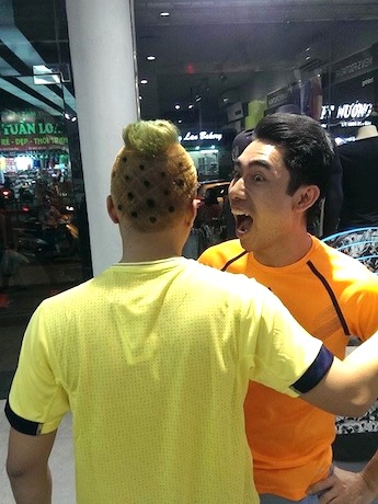パイナップルヘアのDatさんと友達