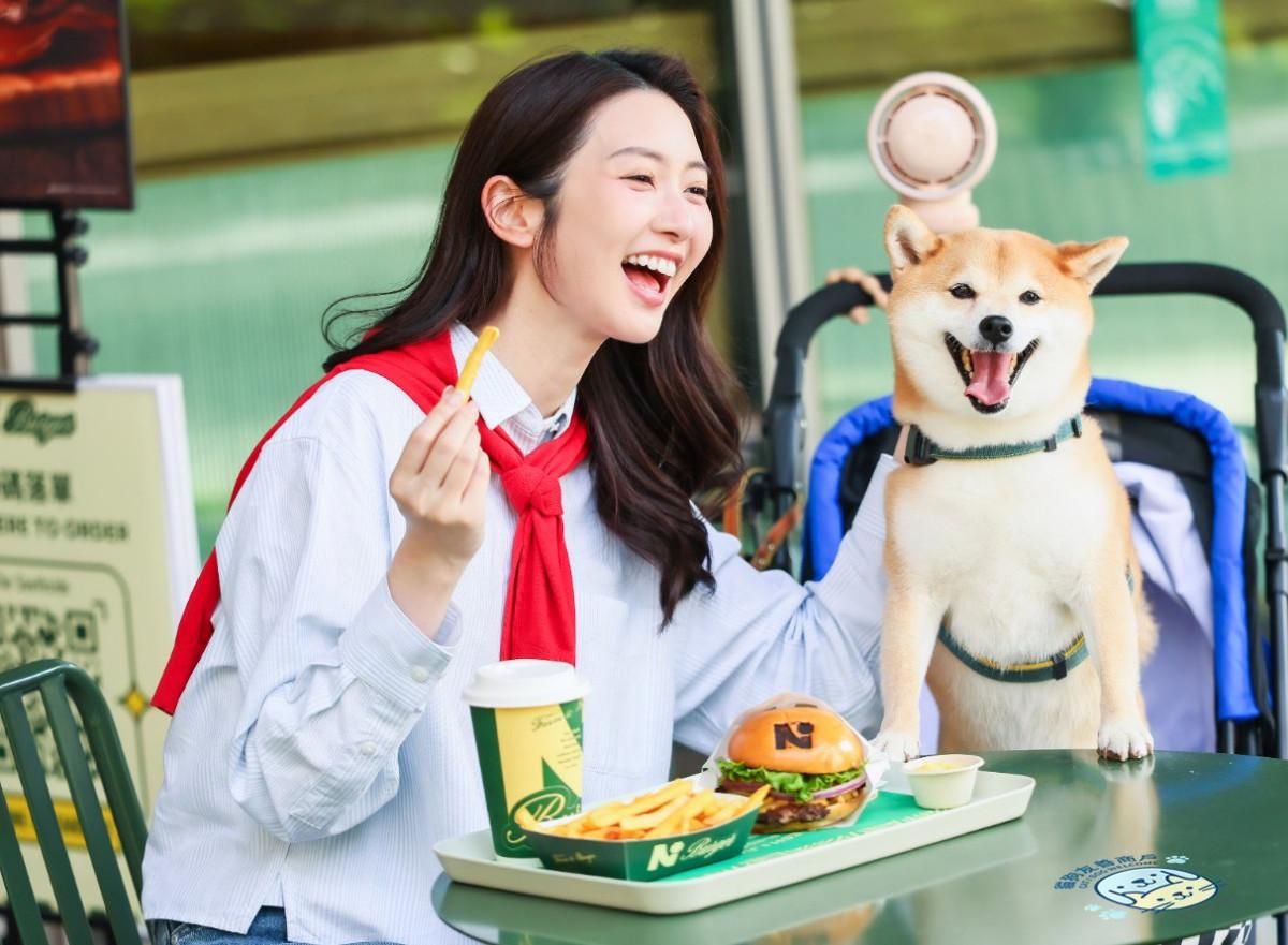犬の同伴を解禁したレストラン