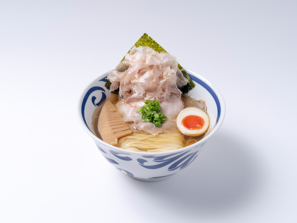 「麺屋 猪一 神楽坂」の「出汁そば（白醤油）」（1,400円）