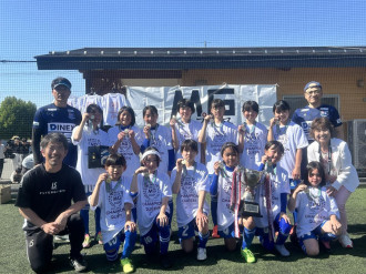 アザリー飯田フィエットU12、女子サッカー・ガールズエイト県大会初優勝