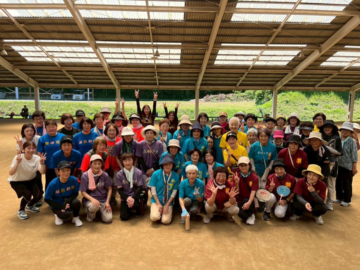第3回レディスカップ集合写真（写真提供＝壱岐市総合型地域スポーツクラブKameliaSC）