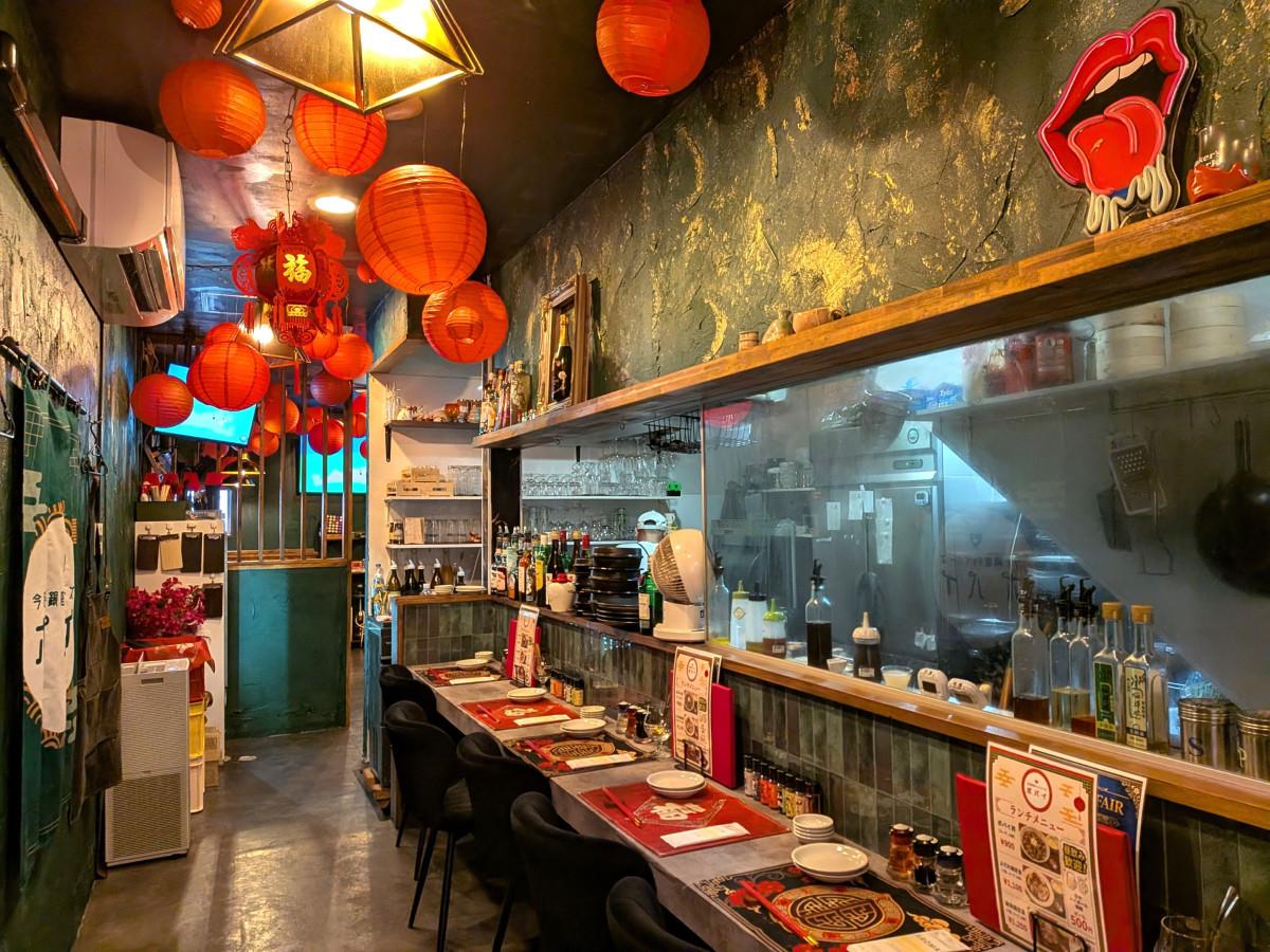 今治銀座商店街の一角に、中華酒場「銀座チャイニーズポパイ」が3月にオープン。