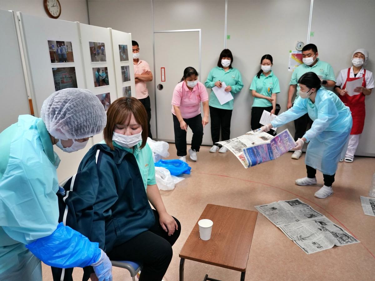 鳥羽の介護施設でノロウイルス感染対策研修　カキシーズンが始まる前に