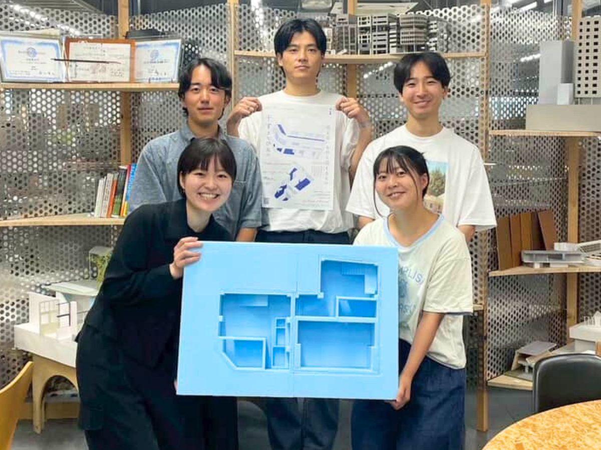 建築学生の「TANPOPO」のメンバー