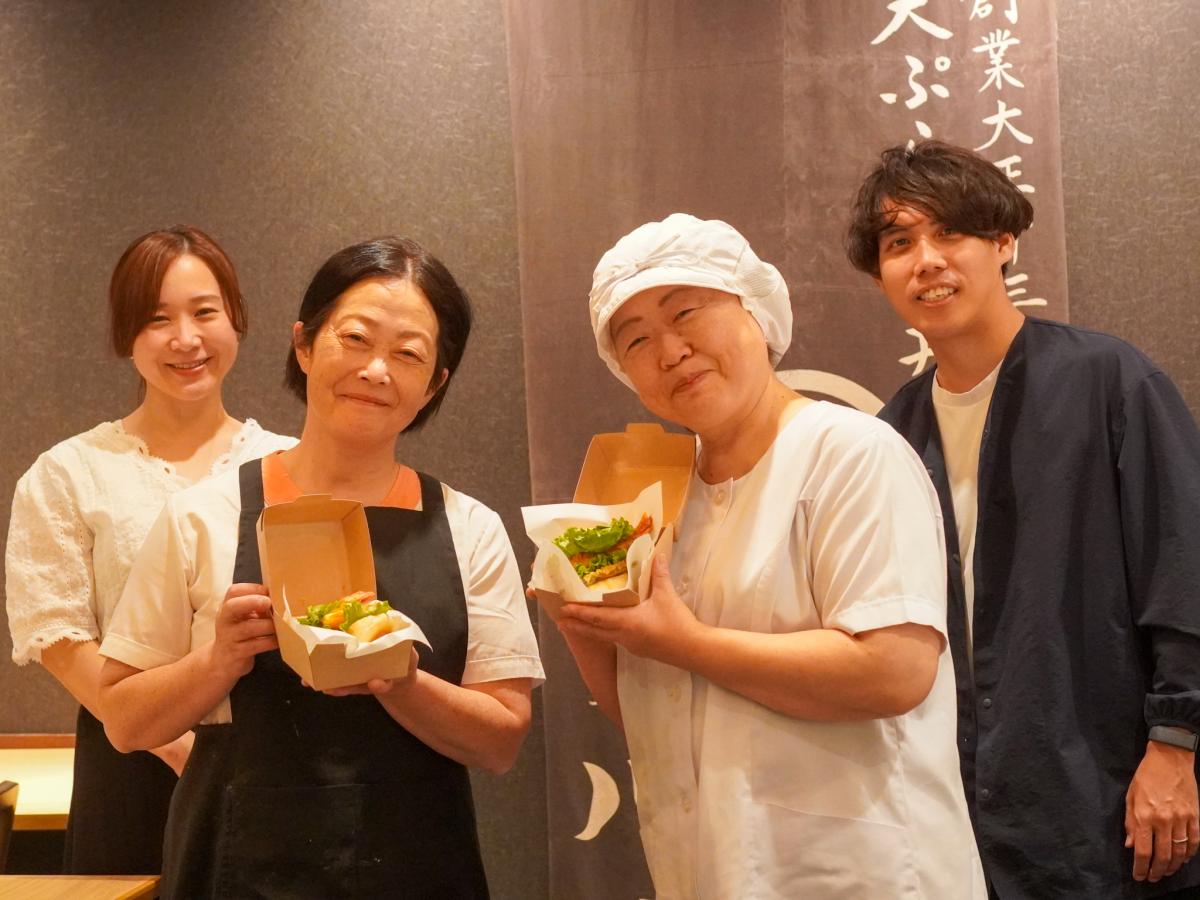 （左から）飯田さん、「川う」の川口さん、「冨士屋製パン所」の中山さん、「hotorino」の芹沢さん