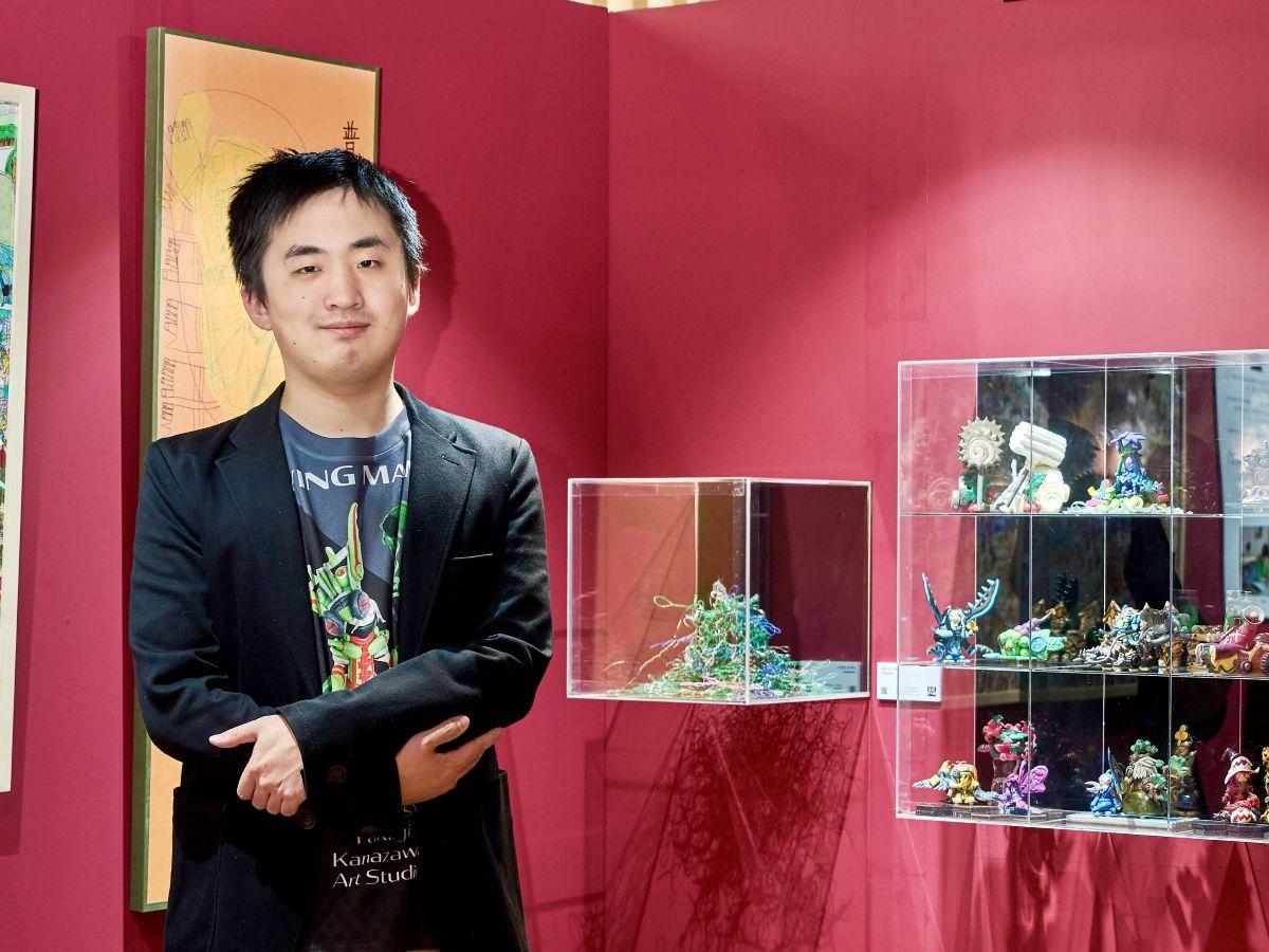 精巧な立体作品を制作したアーティストの高木重寿さん（写真提供＝高木重寿）