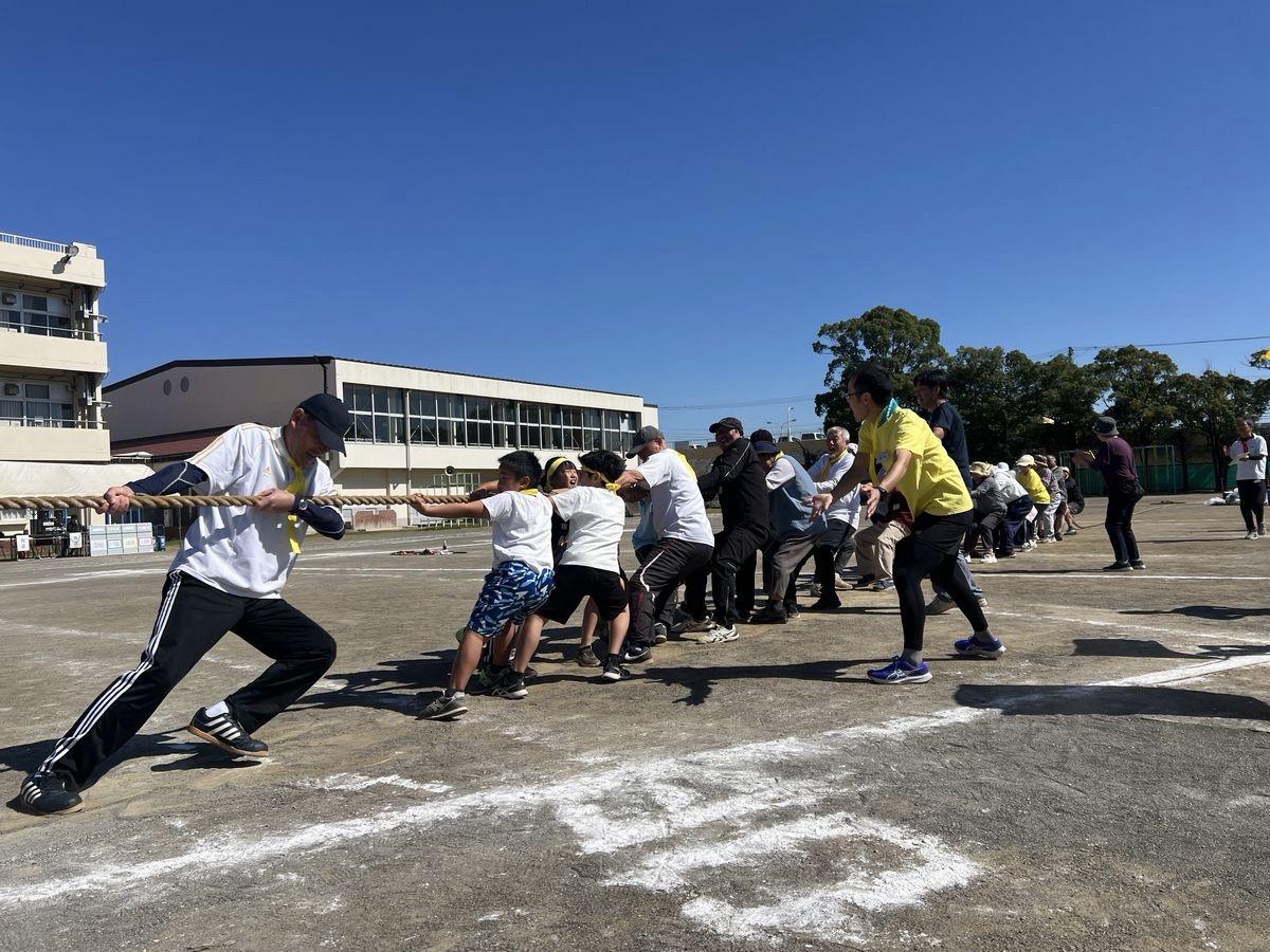 チーム対抗綱引き