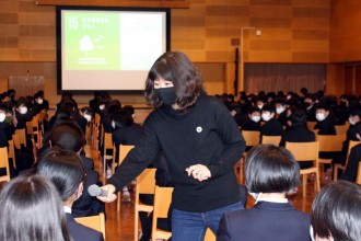 長野・白馬村の中学校 全校挙げてSDGsの推進に動き出す