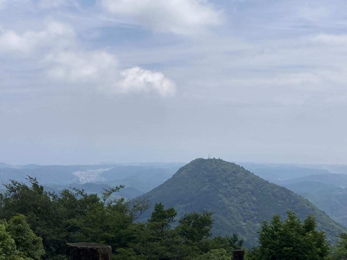 文珠山山頂から見た海