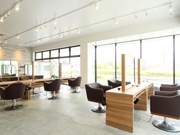 高知に美容室 ヴィヴィアンヴェルデ メンズ専用ブースやキッズルームも 高知経済新聞