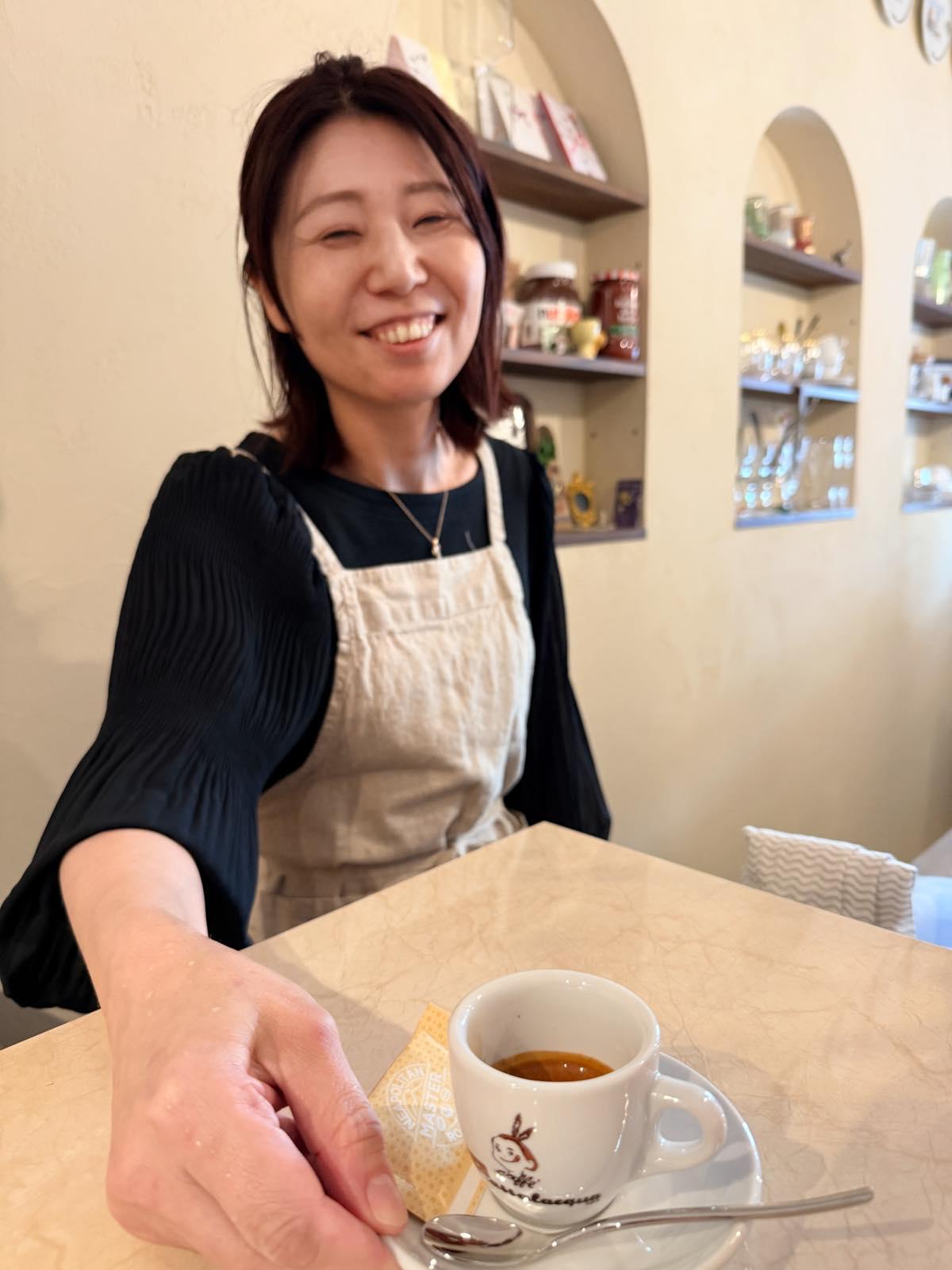 林八重子さん