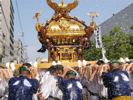 昨年の例祭の様子
